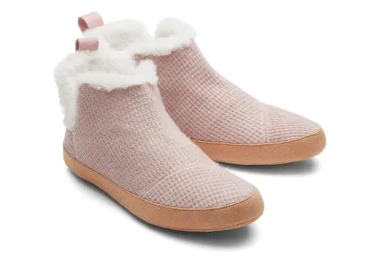 Women WomenLola Pink Metallic Waffle Bootie Slipper Pink Quartz Metallic TOMS Slippers