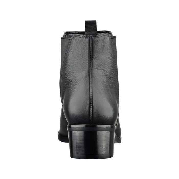 Women Yale Pointy Toe Chelsea Bootie Black Leather Marc Fisher Casual Boots